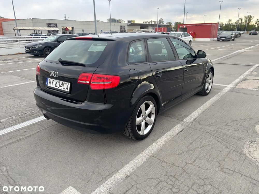 Audi A3 Sportback 2.0 TDI DPF S line Sportpaket - 4