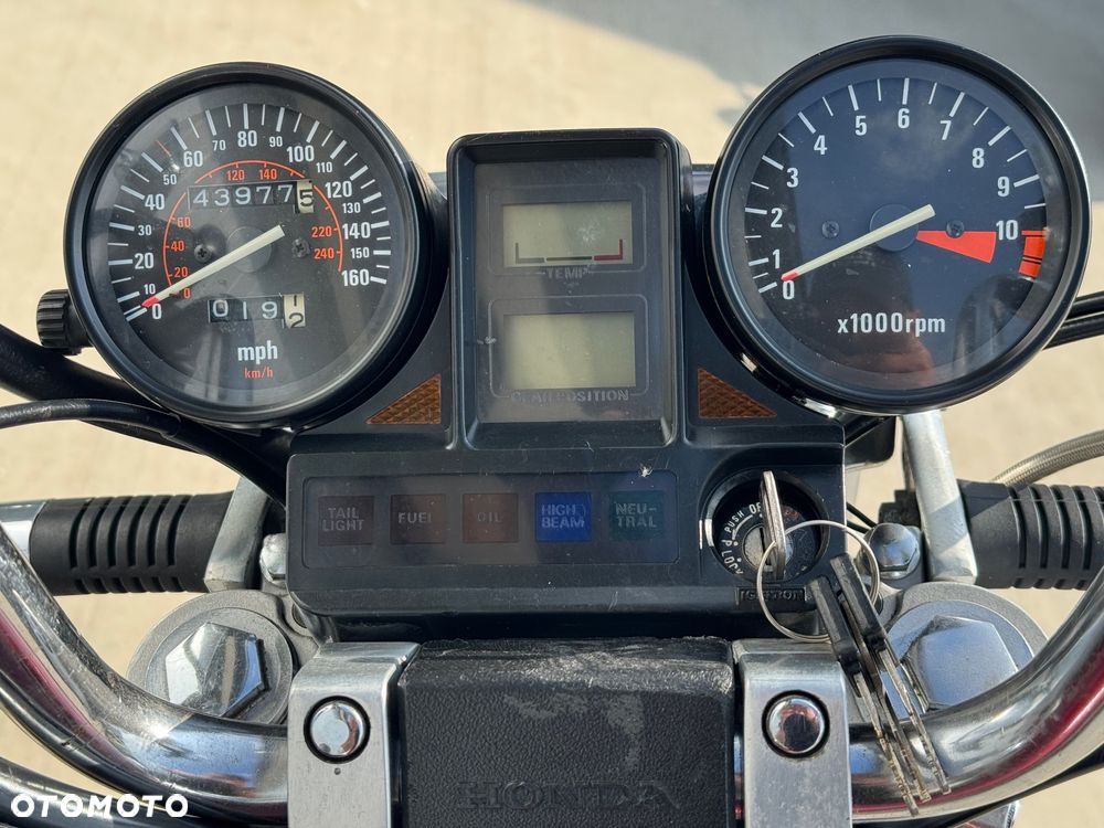 Honda VF - 11