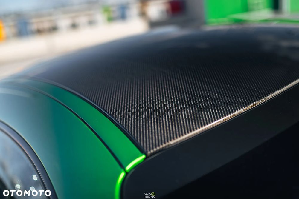 Mercedes-Benz AMG GT R - 17