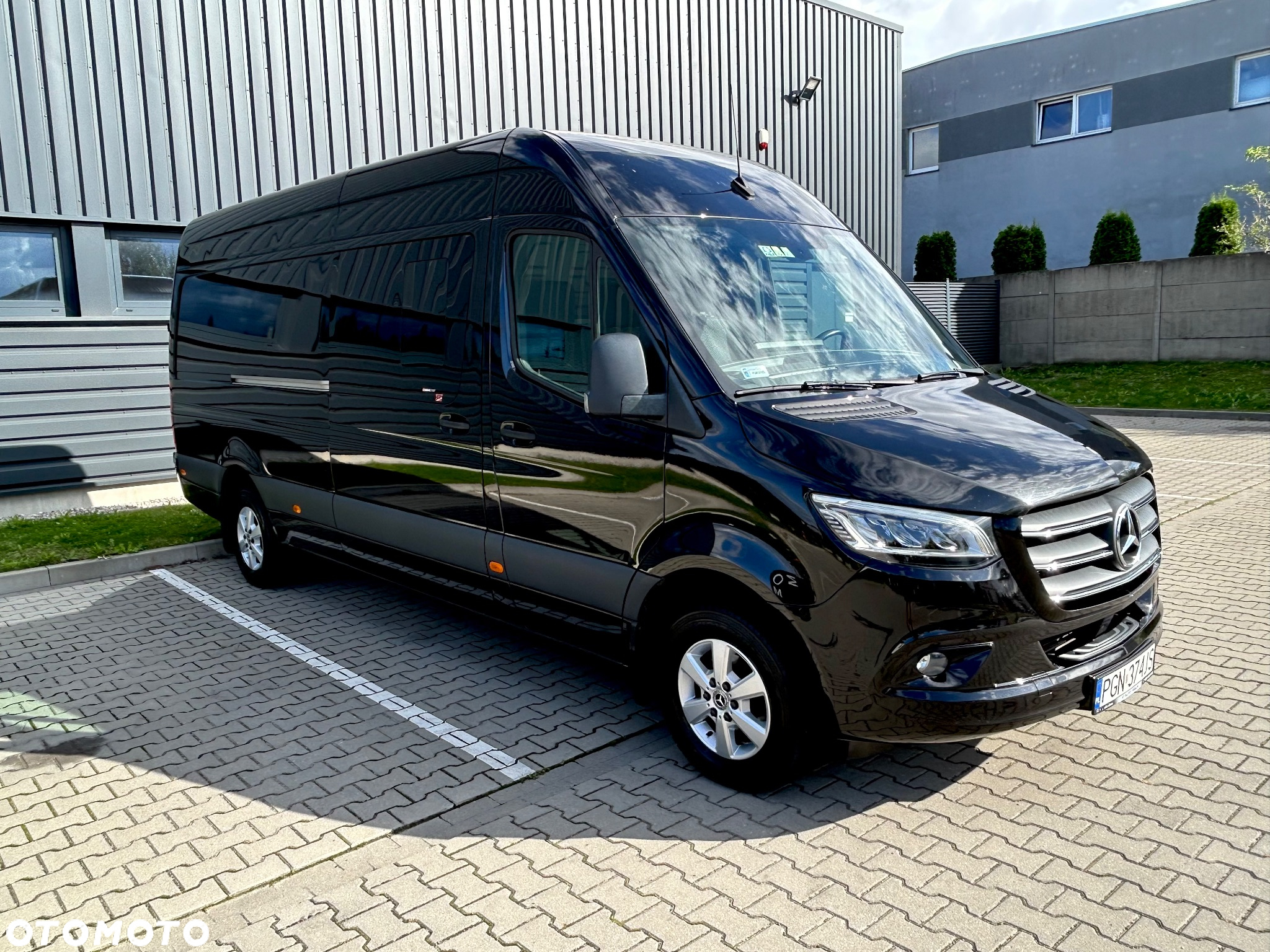 Mercedes-Benz Sprinter - 4