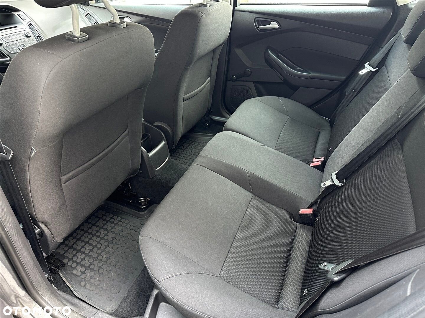 Ford Focus 1.6 Trend - 10