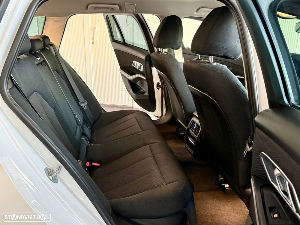 BMW 320 d Aut. Advantage - 22