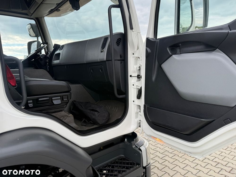 Renault D 380 / POD KONTENERY / WINDA / DO ZABUDOWY / PRZÓD TYŁ PODUSZKA / SYPIALNA / SPROWADZONY / STAN BDB / / / - 22