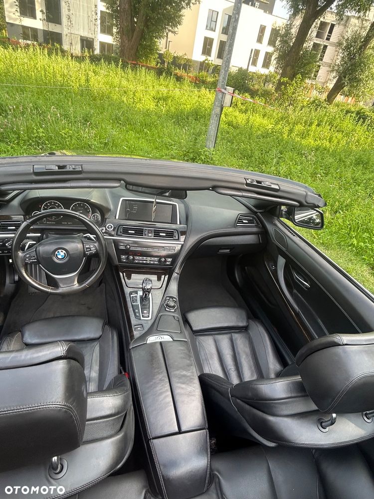 BMW Seria 6 650i - 7