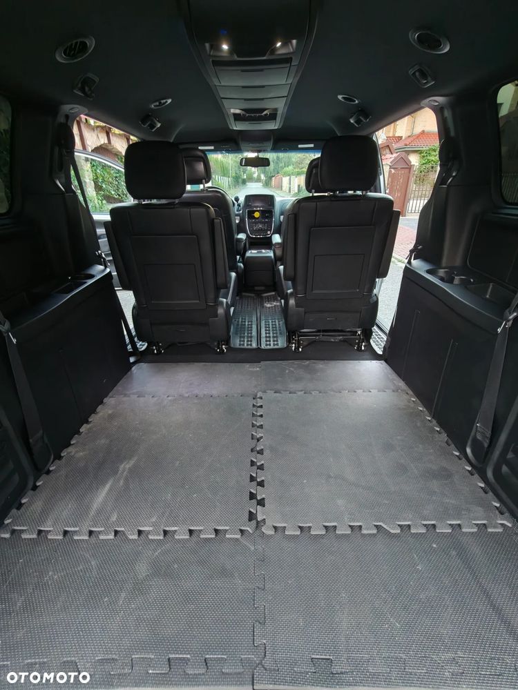 Dodge Grand Caravan 3.6 R/T - 12