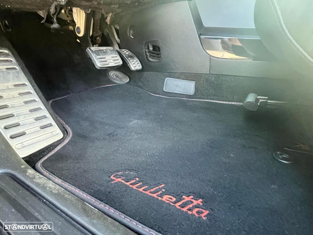 Alfa Romeo Giulietta 2.0 JTDM 16V Turismo - 5
