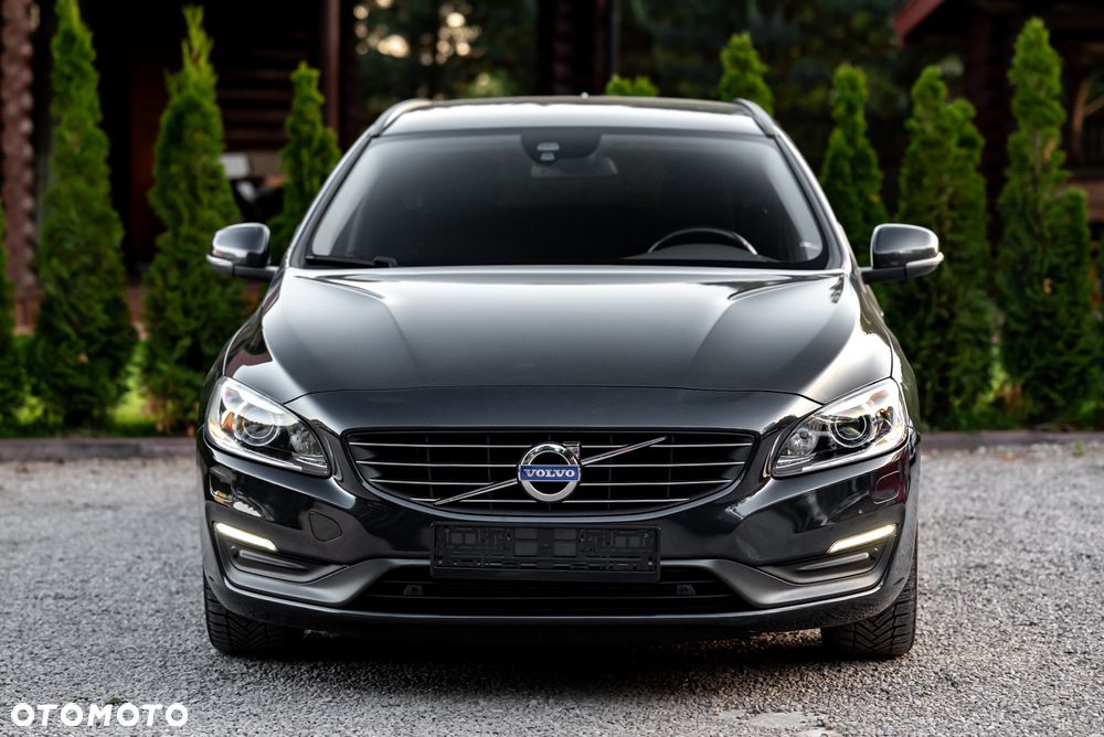 Volvo V60 D4 AWD Geartronic Momentum - 6
