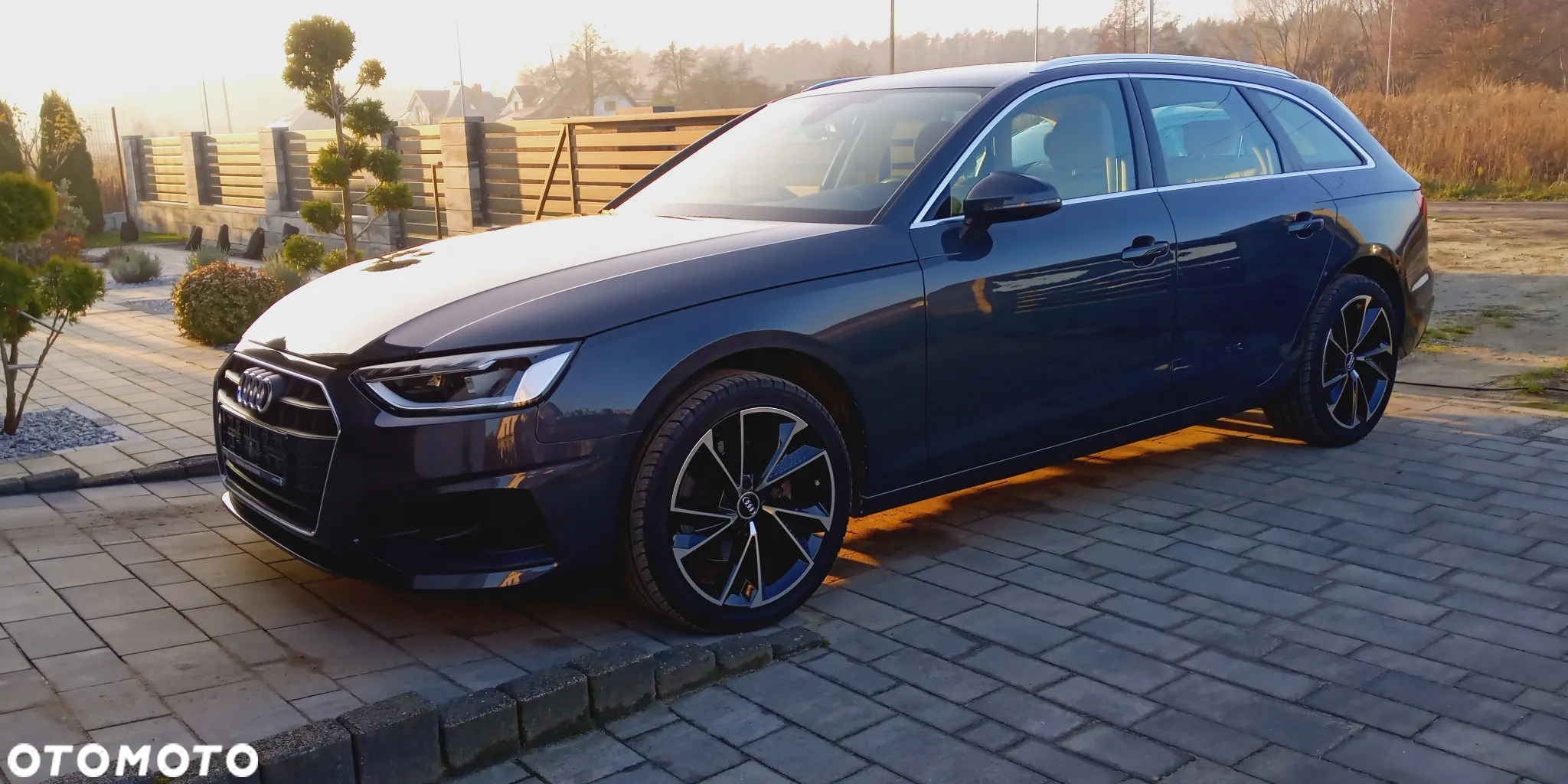 Audi A4 Avant 30 TDI S tronic - 7