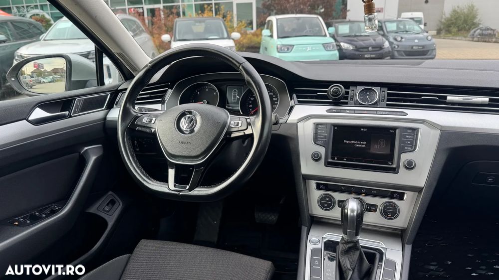 Volkswagen Passat 2.0 TDI (BlueMotion Technology) DSG Comfortline - 10