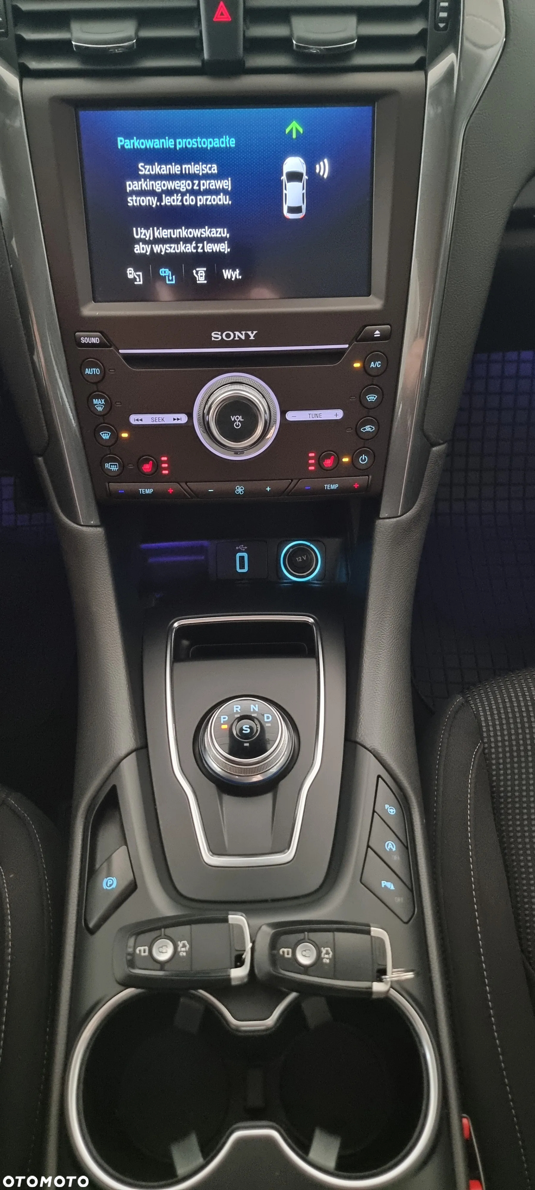 Ford Mondeo 2.0 EcoBlue Titanium - 14