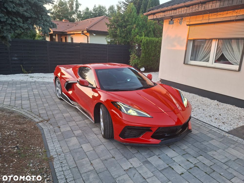 Chevrolet Corvette - 4