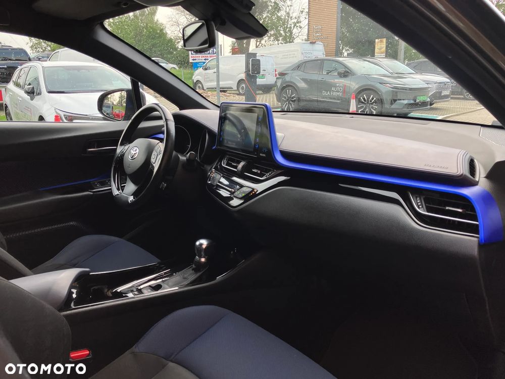 Toyota C-HR 1.8 Hybrid Dynamic - 17