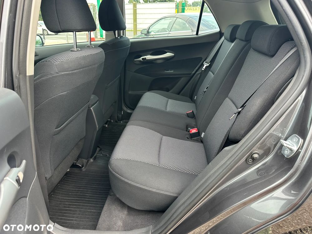 Toyota Auris - 30