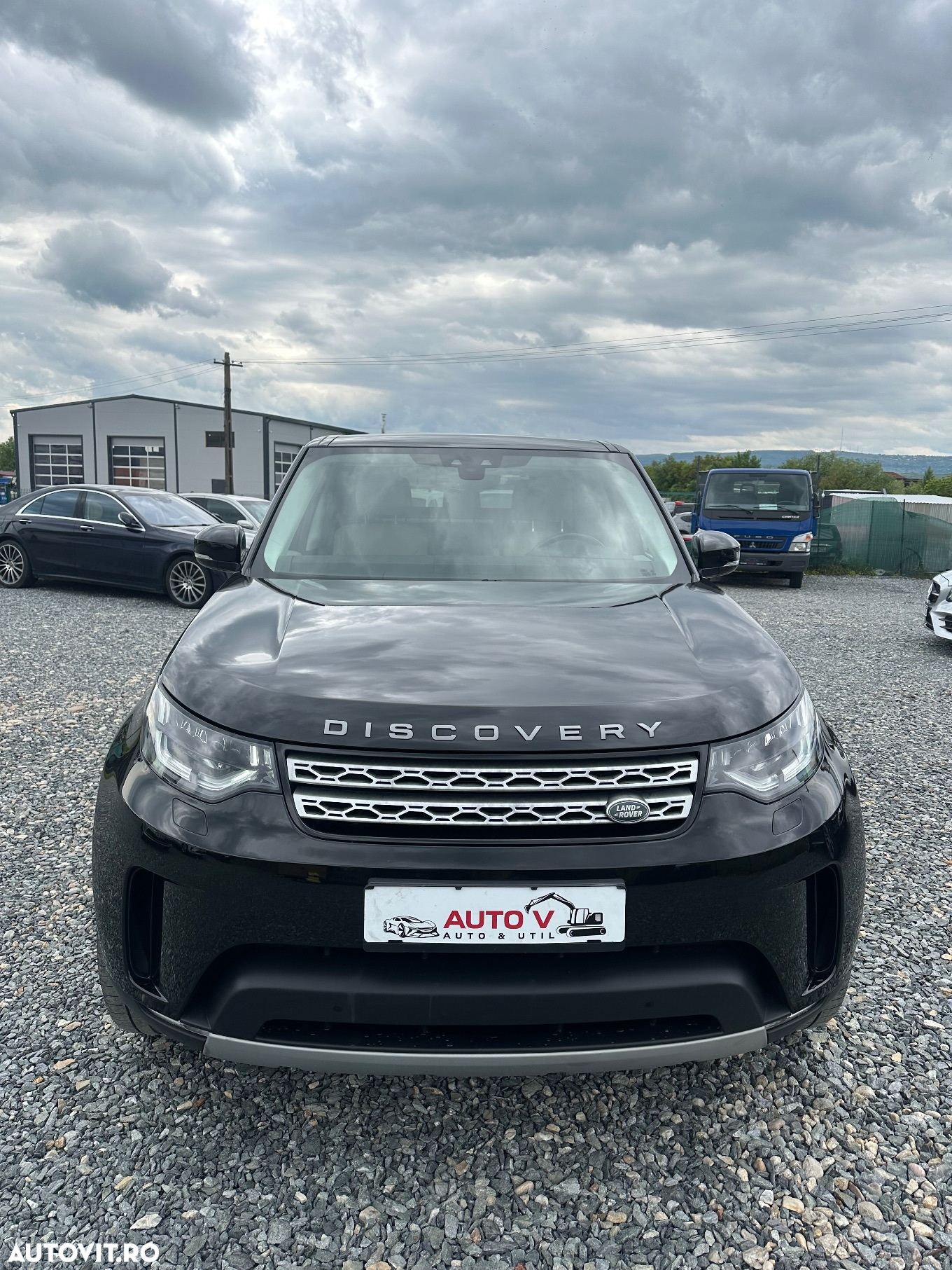 Land Rover Discovery 2.0 L SD4 HSE Luxury - 3
