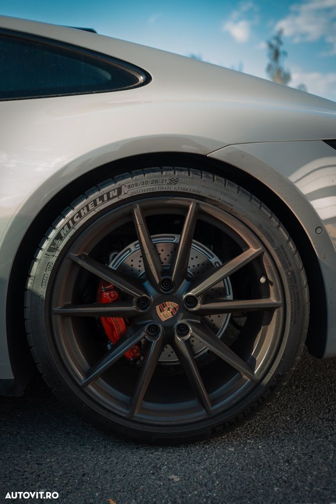 Porsche 911 Carrera S PDK - 15