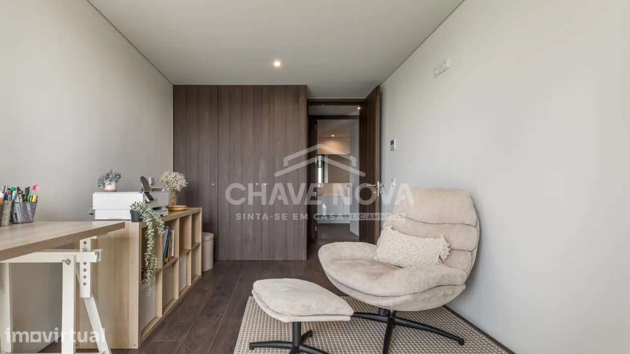 T3 Novo c/ Garagem Box na Senhora da Hora - Grande imagem: 4/28