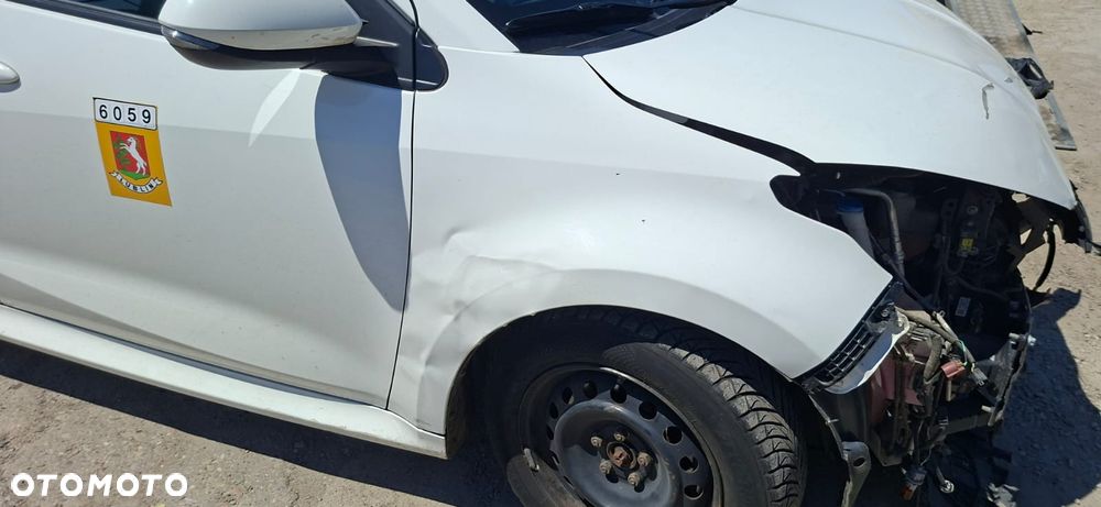 Toyota Yaris Hybrid 1.5 Comfort - 6