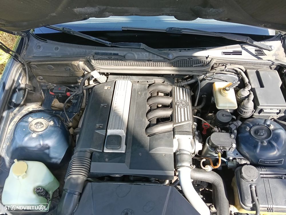 BMW 318 tds - 5