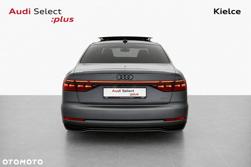 Audi A8 - 7