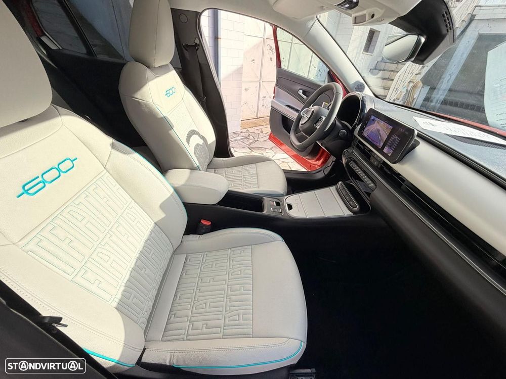 Fiat 600e 54 kWh La Prima - 26