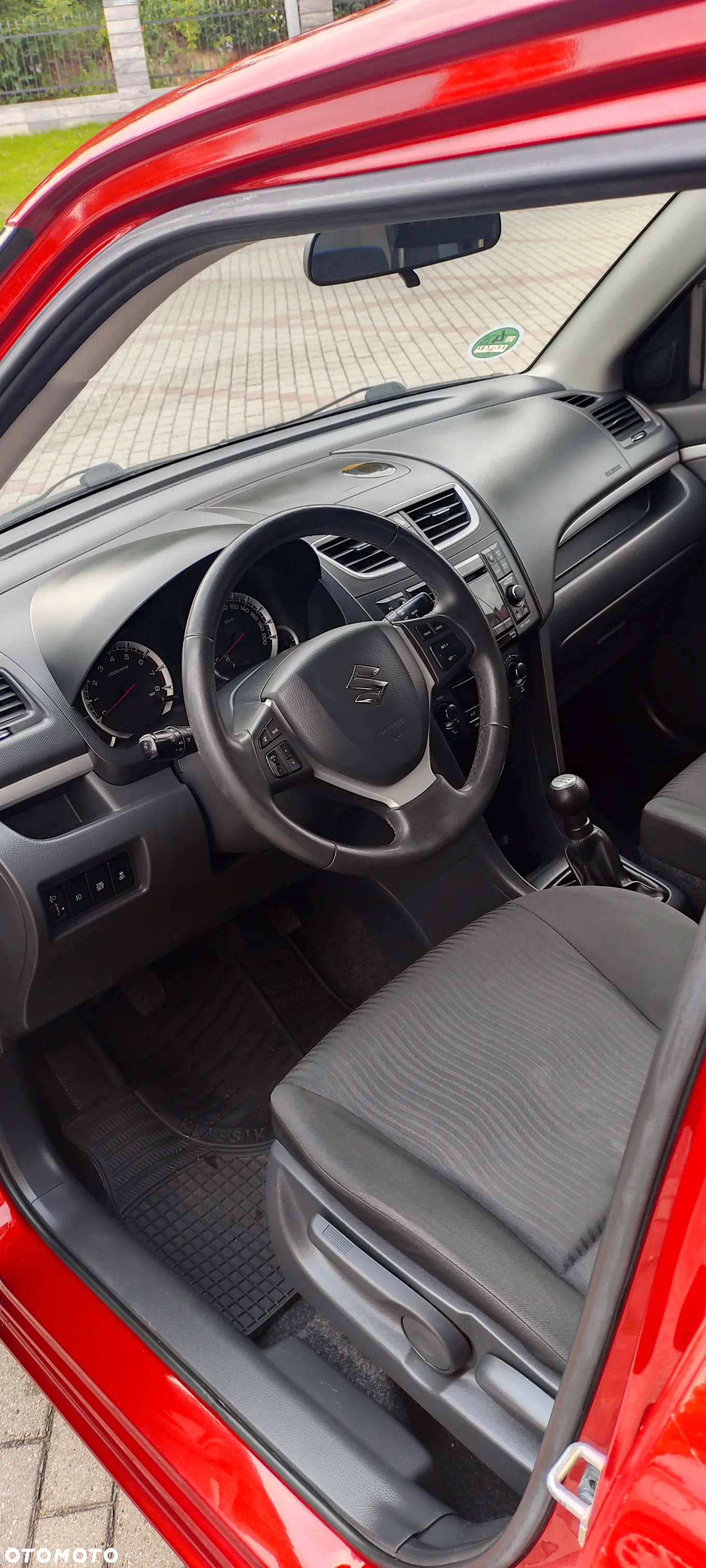 Suzuki Swift - 7