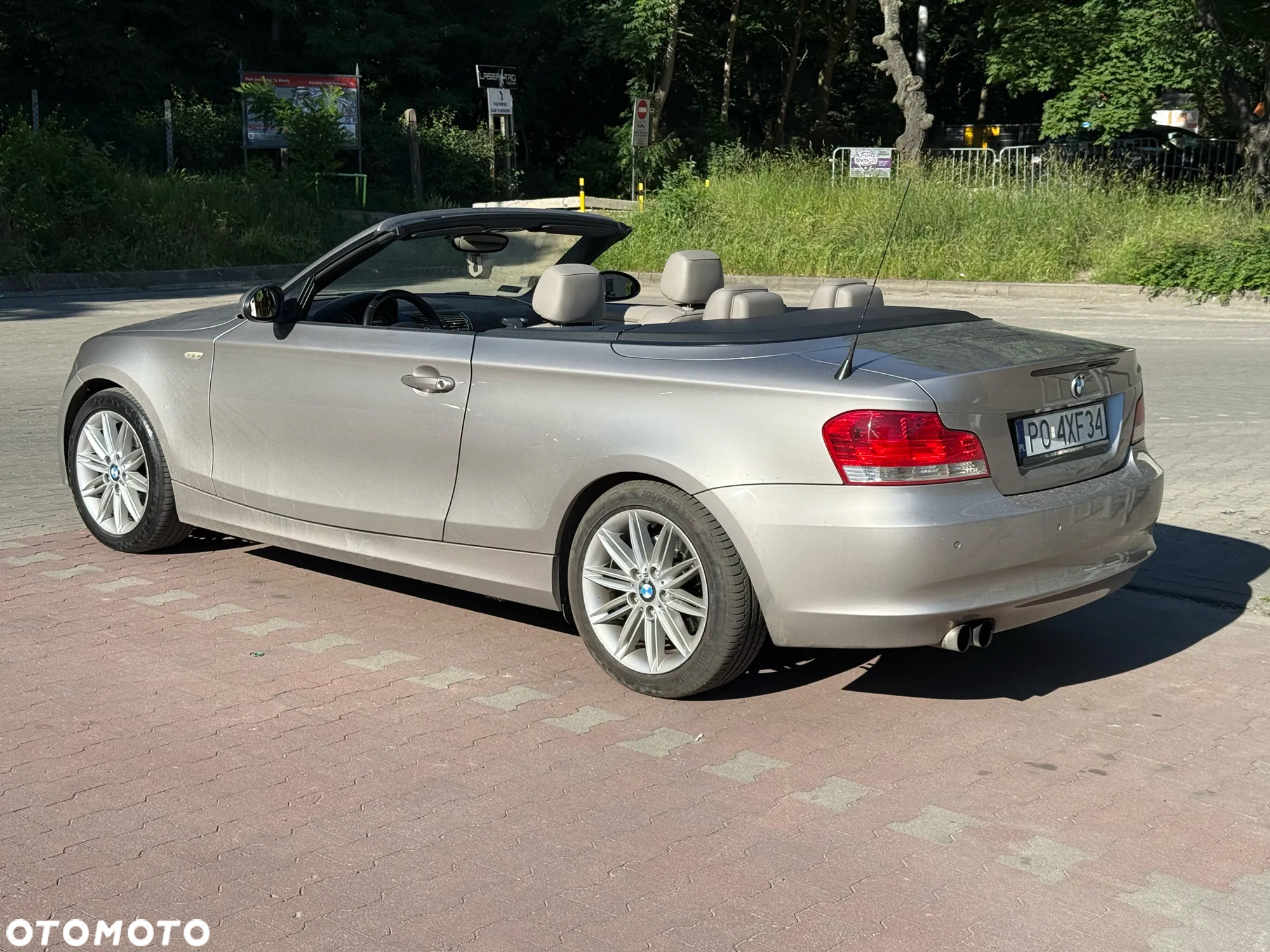 BMW Seria 1 120i - 2