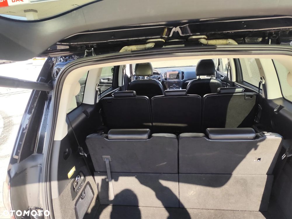 Ford Galaxy - 30