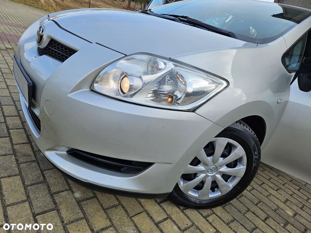 Toyota Auris 1.33 VVT-i Luna - 33