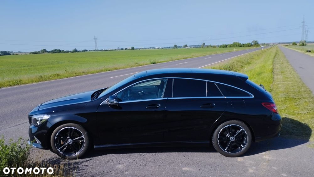 Mercedes-Benz CLA 180 7G-DCT - 25