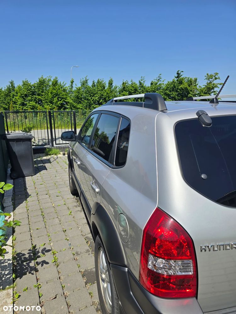 Hyundai Tucson 2.0 Comfort 2WD - 4