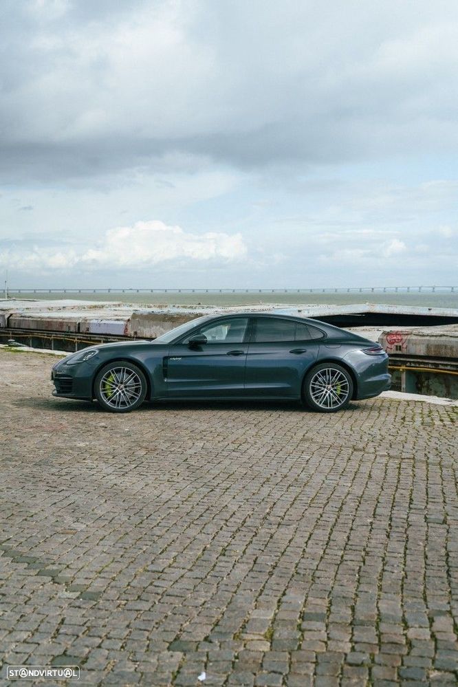 Porsche Panamera 4 E-Hybrid Executive - 6