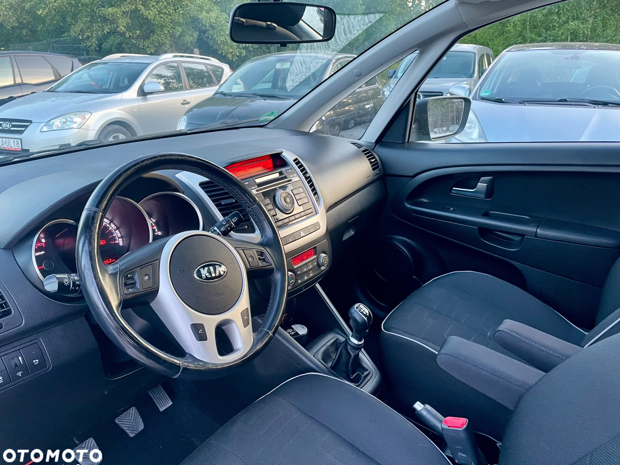 Kia Venga 1.6 CRDi 128 Dream-Team Edition - 25