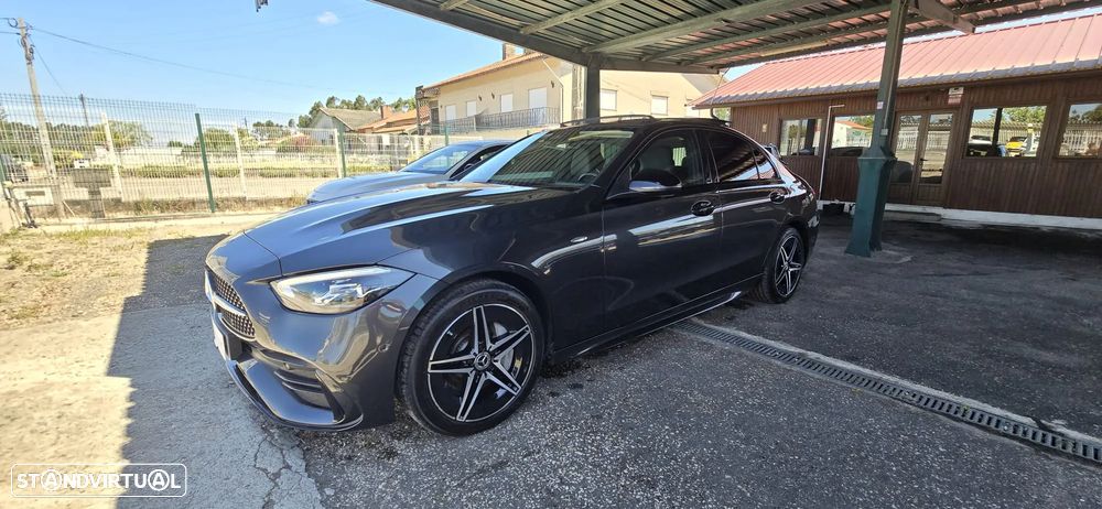 Mercedes-Benz C 300 e AMG Line - 2