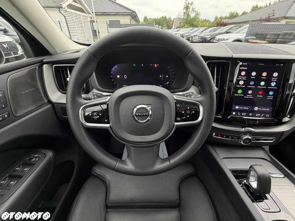 Volvo XC 60 B4 D AWD Ultimate Dark - 35