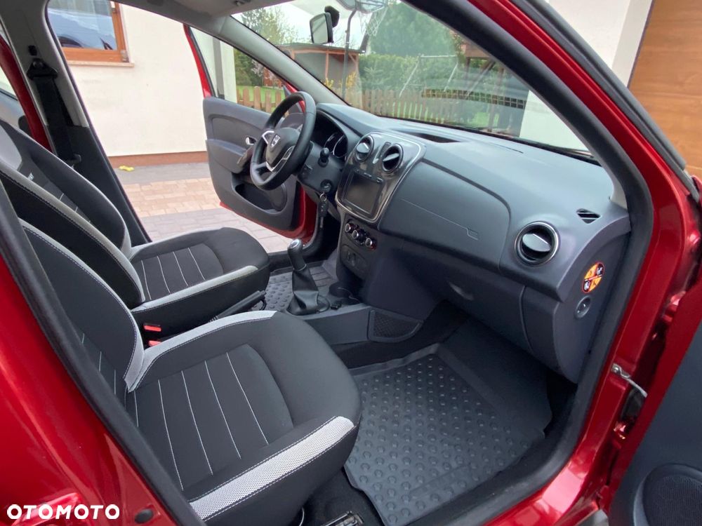 Dacia Sandero Stepway TCe 90 (S&S) Celebration - 19