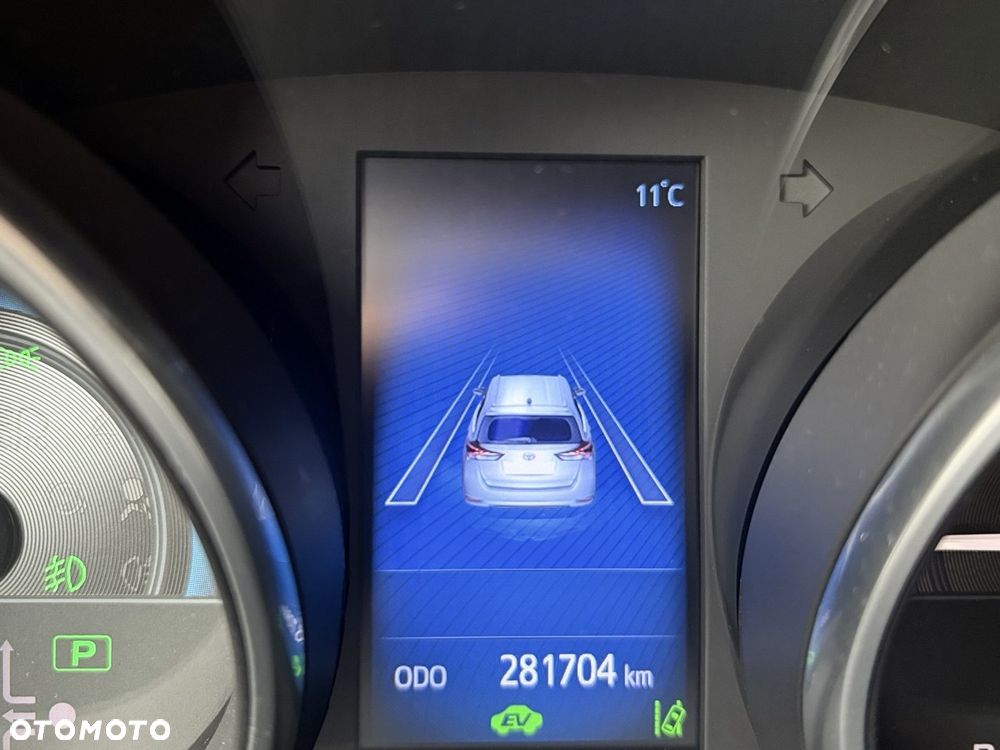 Toyota Auris 1.8 HSD Luna - 17