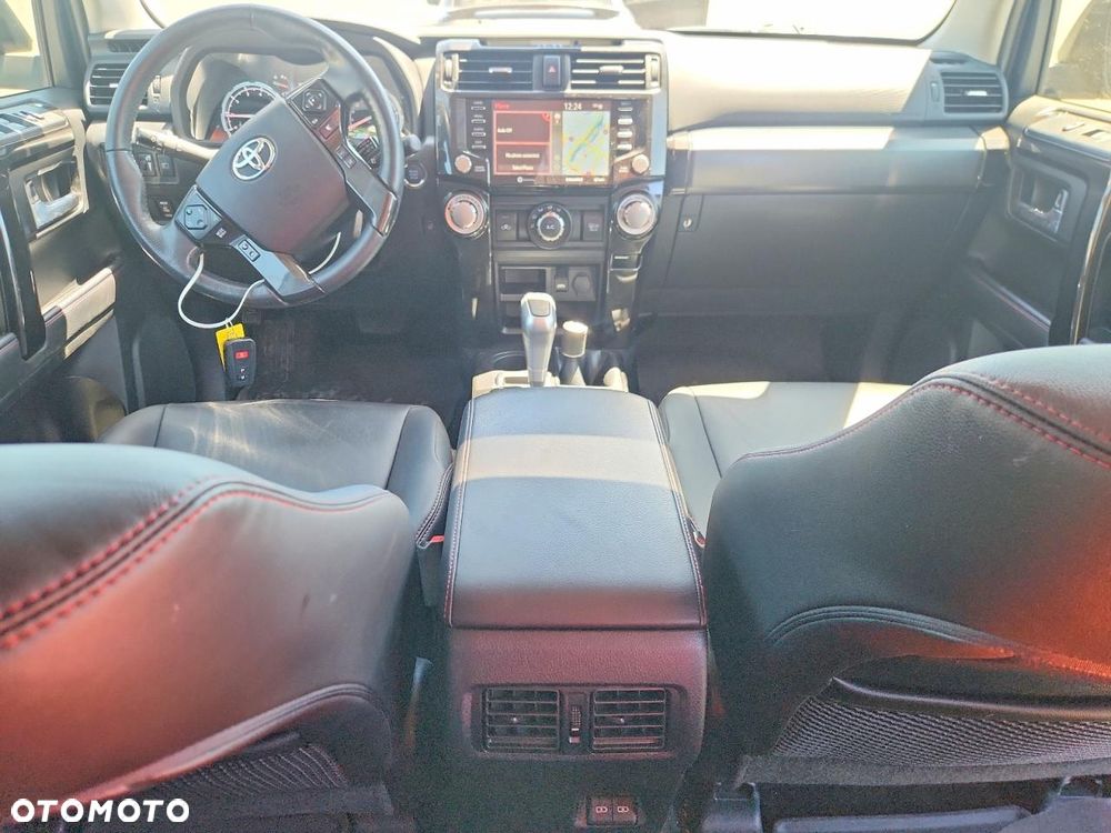 Toyota 4-Runner - 8