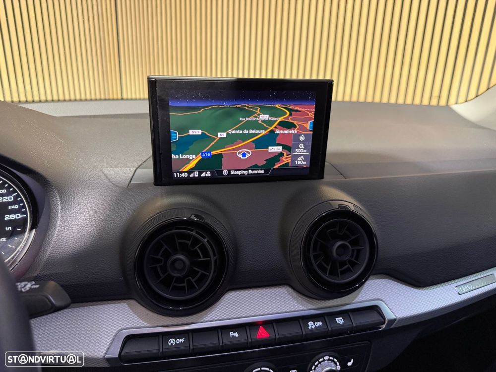 Audi Q2 30 TFSI Sport - 9