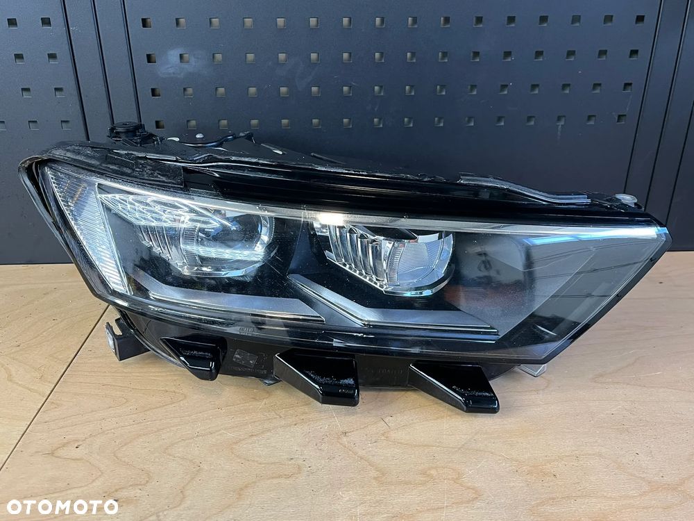 VW T-Roc R-Line Lampa przód full LED 2GA941035E 2GA941036E - 10