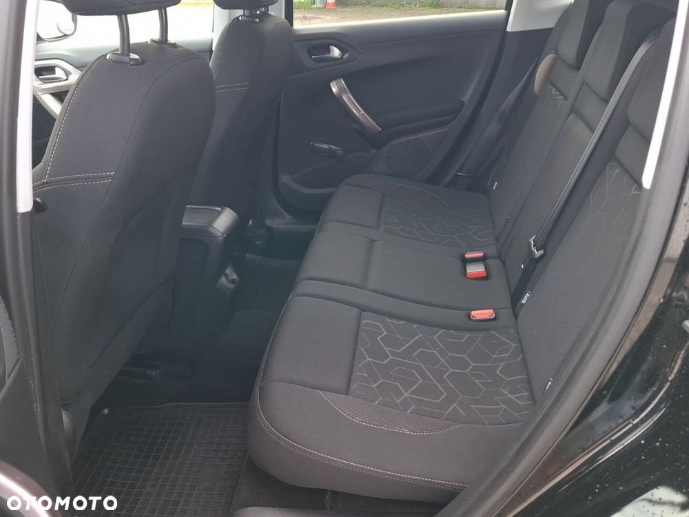 Peugeot 2008 1.2 Pure Tech Style S&S - 13