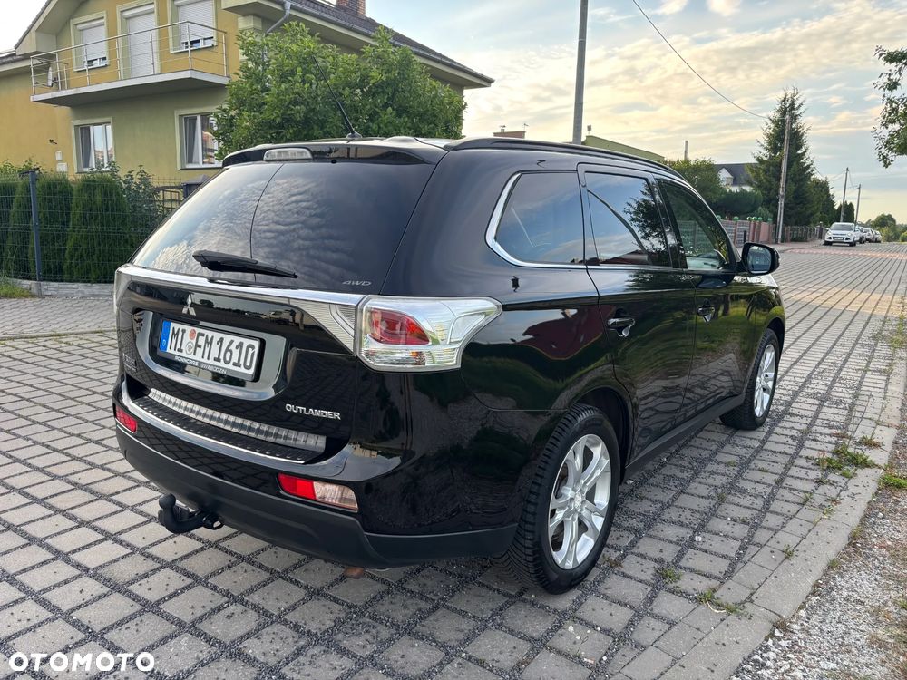 Mitsubishi Outlander 2.2 DI-D 4WD Diamant Edition - 15