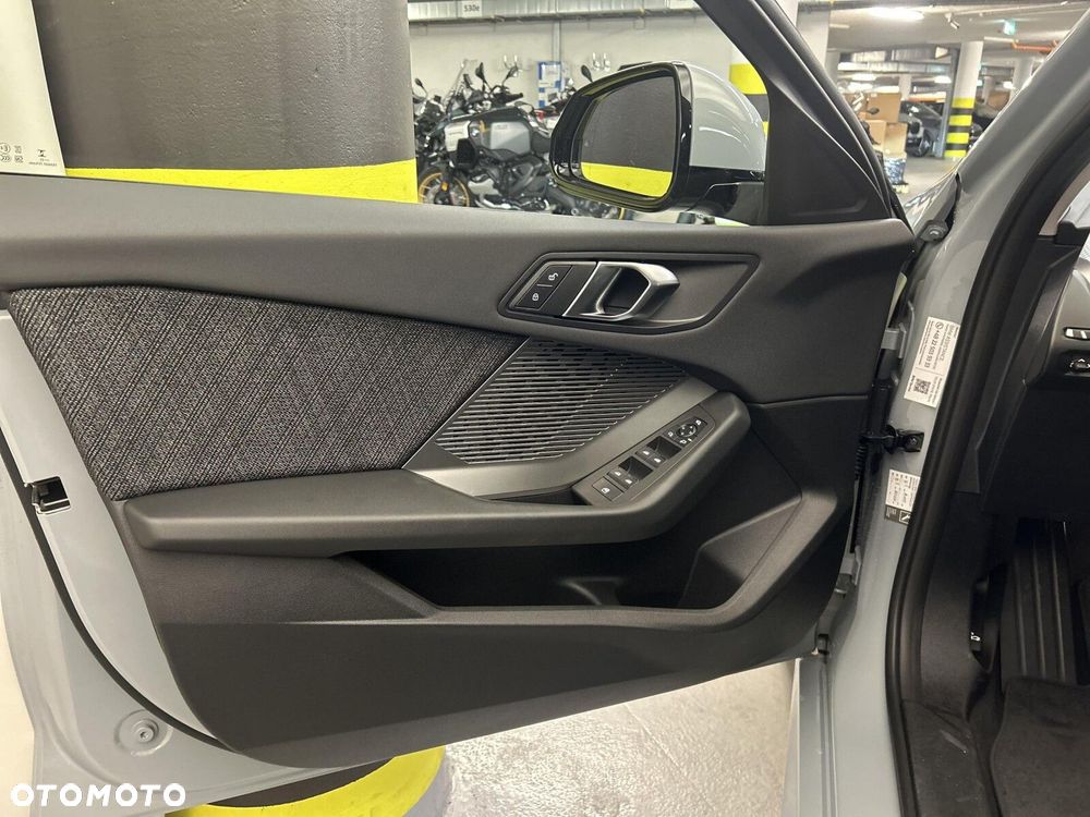 BMW Seria 1 - 12