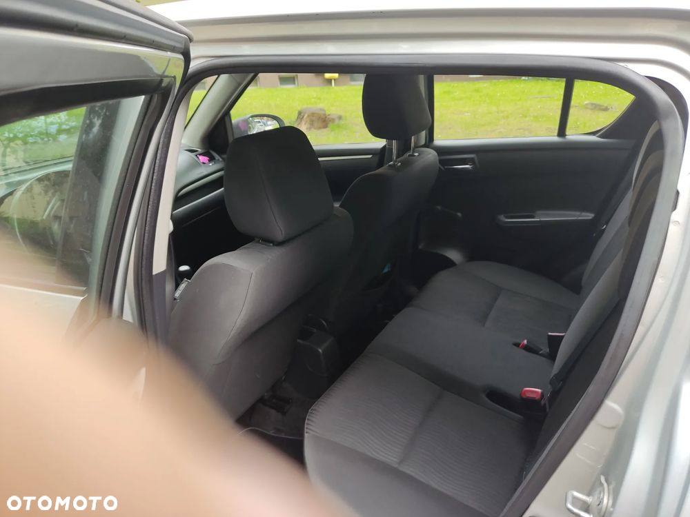 Suzuki Swift 1.2 Club - 5