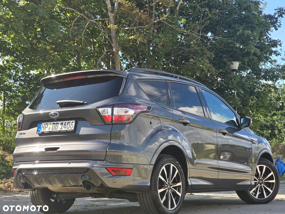 Ford Kuga 2.0 TDCi 4x4 ST-Line - 41