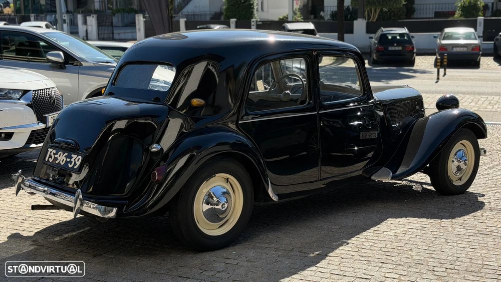 Citroën 11 - 9