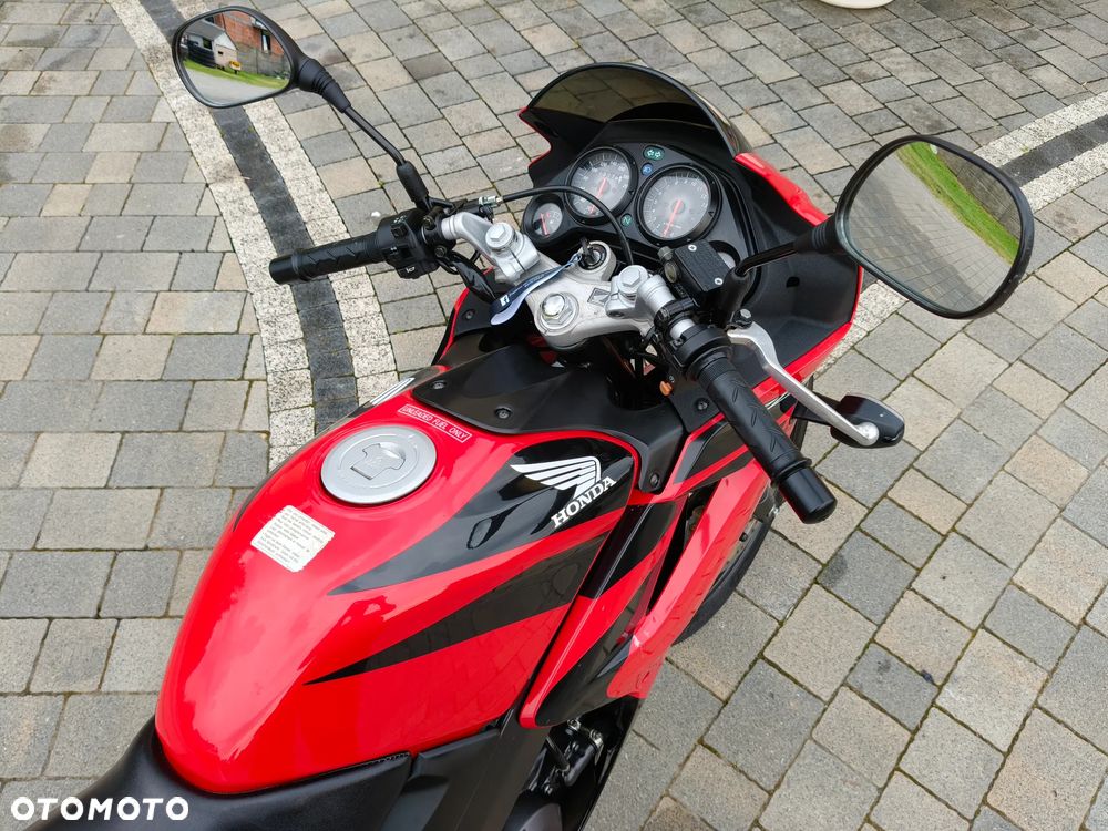 Honda CBR - 9