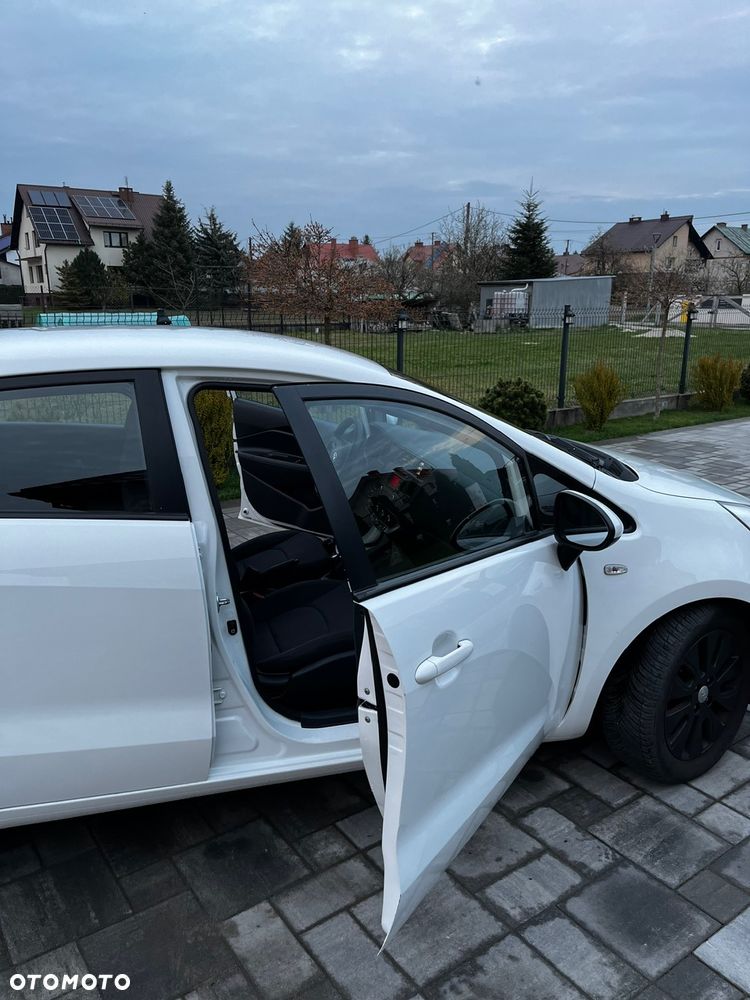 Kia Rio 1.2 M (klm) - 21