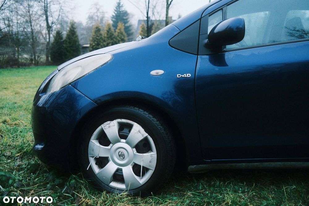 Toyota Yaris - 28