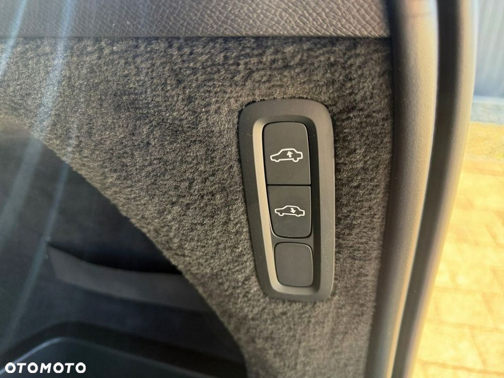 Volvo XC 90 - 12