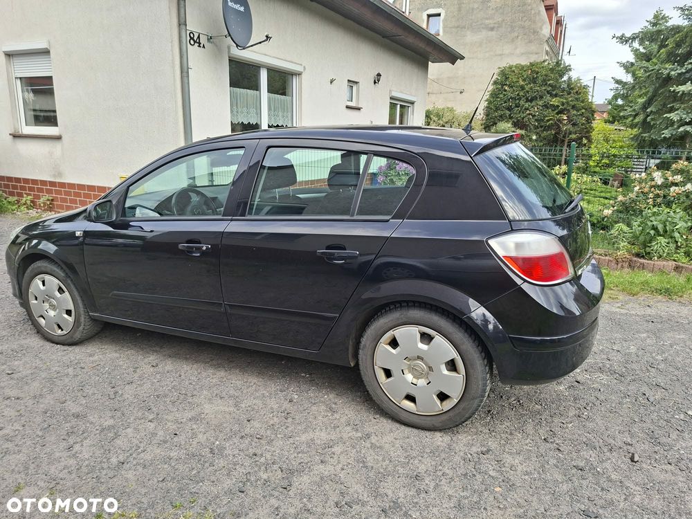 Opel Astra 1.9 CDTI DPF - 2
